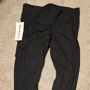 NWT - Athleta Ultimate Stash 7/8 Tight